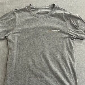 Magellan Outdoors Gray Short Sleeve Tees